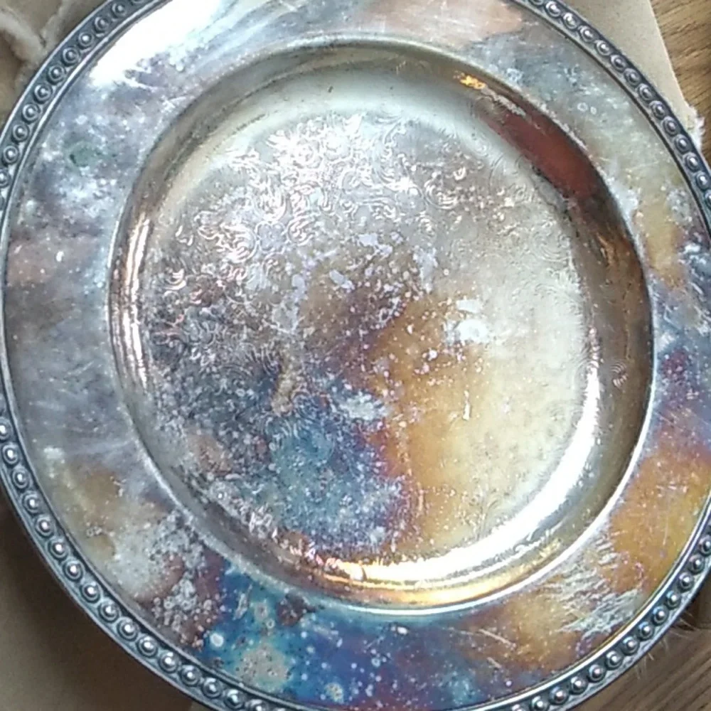 Wm Rogers Platter VINTAGE 10 1/2